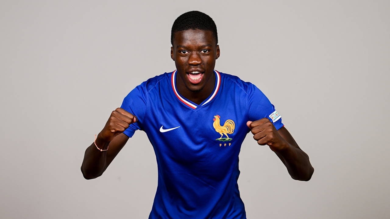 Chelsea bir transferi daha açıkladı: 8 yıllık imza! 
