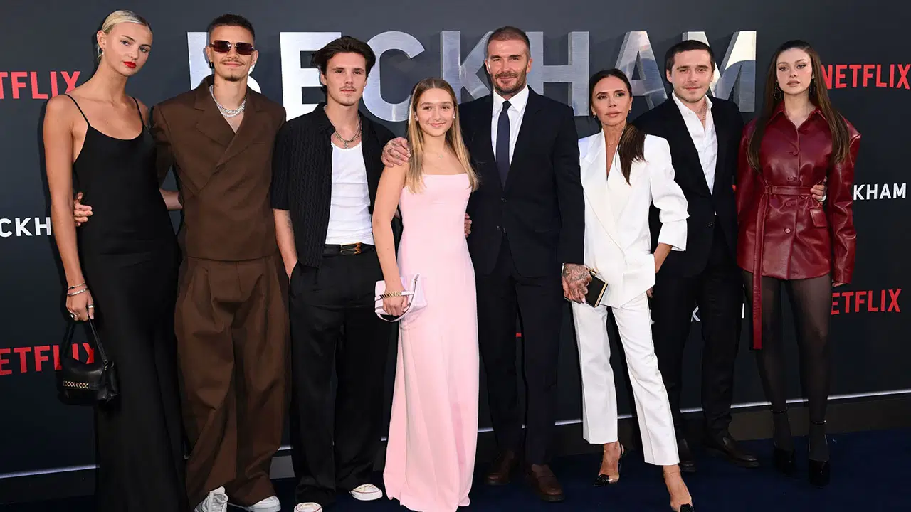 Beckham ailesinde kriz: Brooklyn Beckham, anne ve babasını engelledi!
