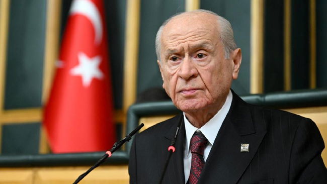 Bahçeli'den İbrahim Tatlıses'e 'Geçmiş olsun' telefonu