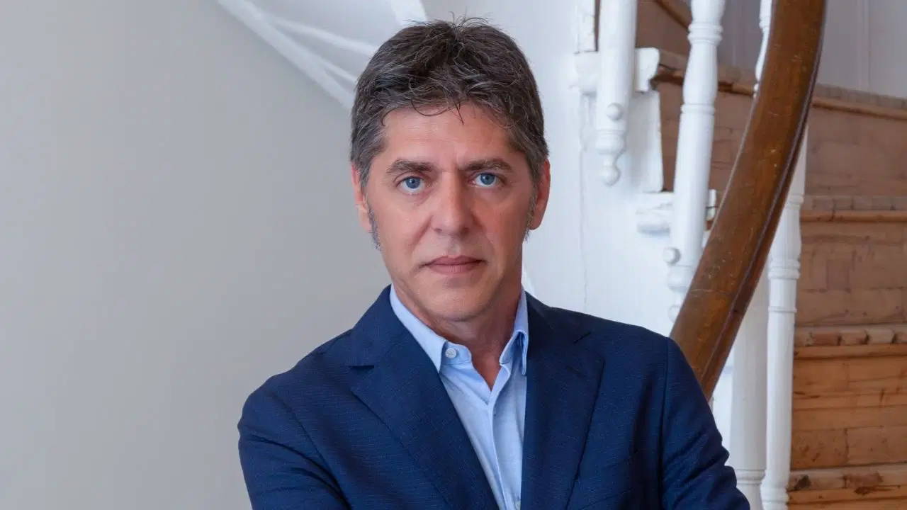 Oyuncu Dolunay Soysert ile birlikte olduğu iddia edilmişti: Aydın Erdem'den aldatma iddialarına yanıt