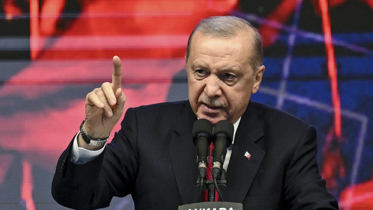Erdoğan: 'Bize ömür biçenlere, sesleniyorum; cesurlar bir gün, korkaklar ise her gün ölür'