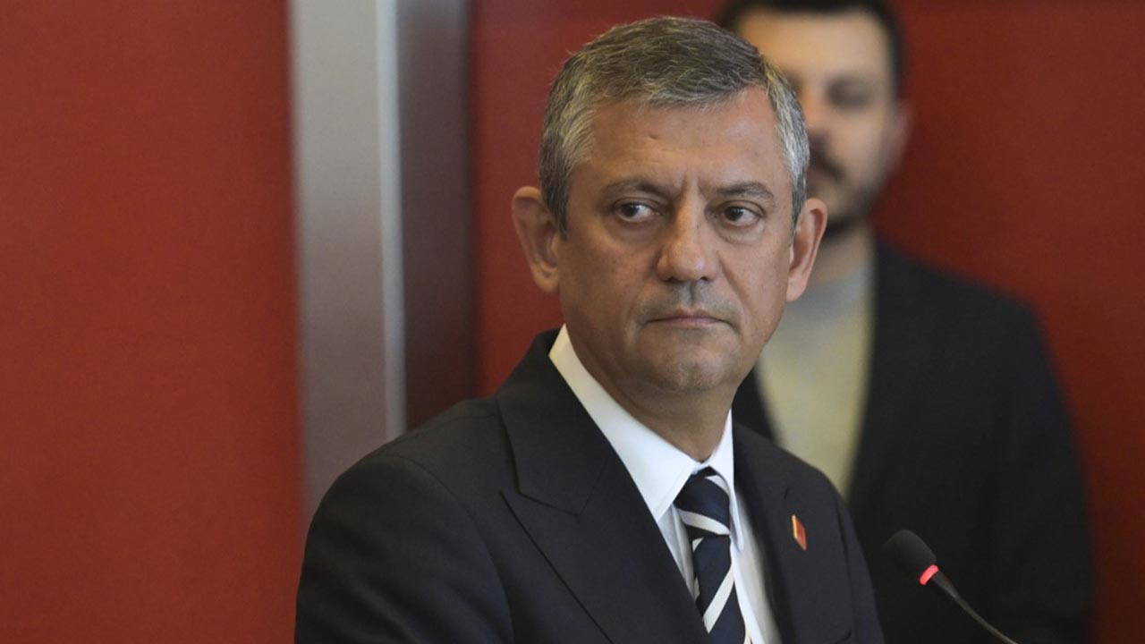 Merak edilen gerçeği CHP’li isim açıkladı: ‘Özgür Özel genel başkan olunca yasakladı’ – Son Dakika Siyaset Haberleri