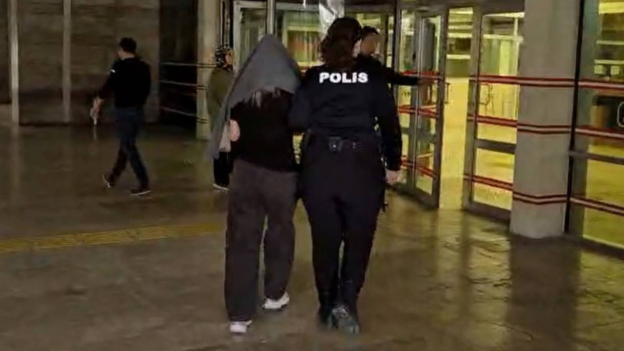 96 ve 53 yıl hapisle aranan 2 firari hükümlü yakalandı