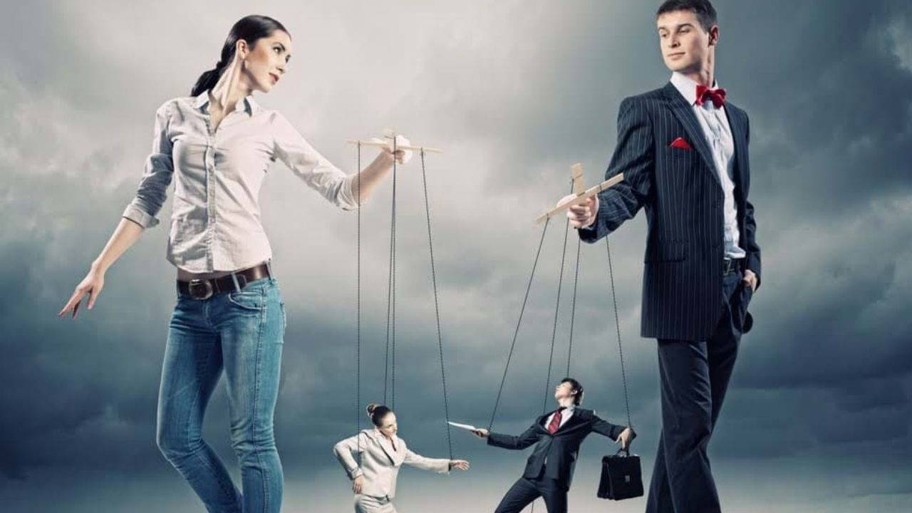 Kıvrak zekasıyla her yalanın içinden sıyrılan 3 manipülatör burç: Bu burçların kelimelerin efendileri olarak biliniyor