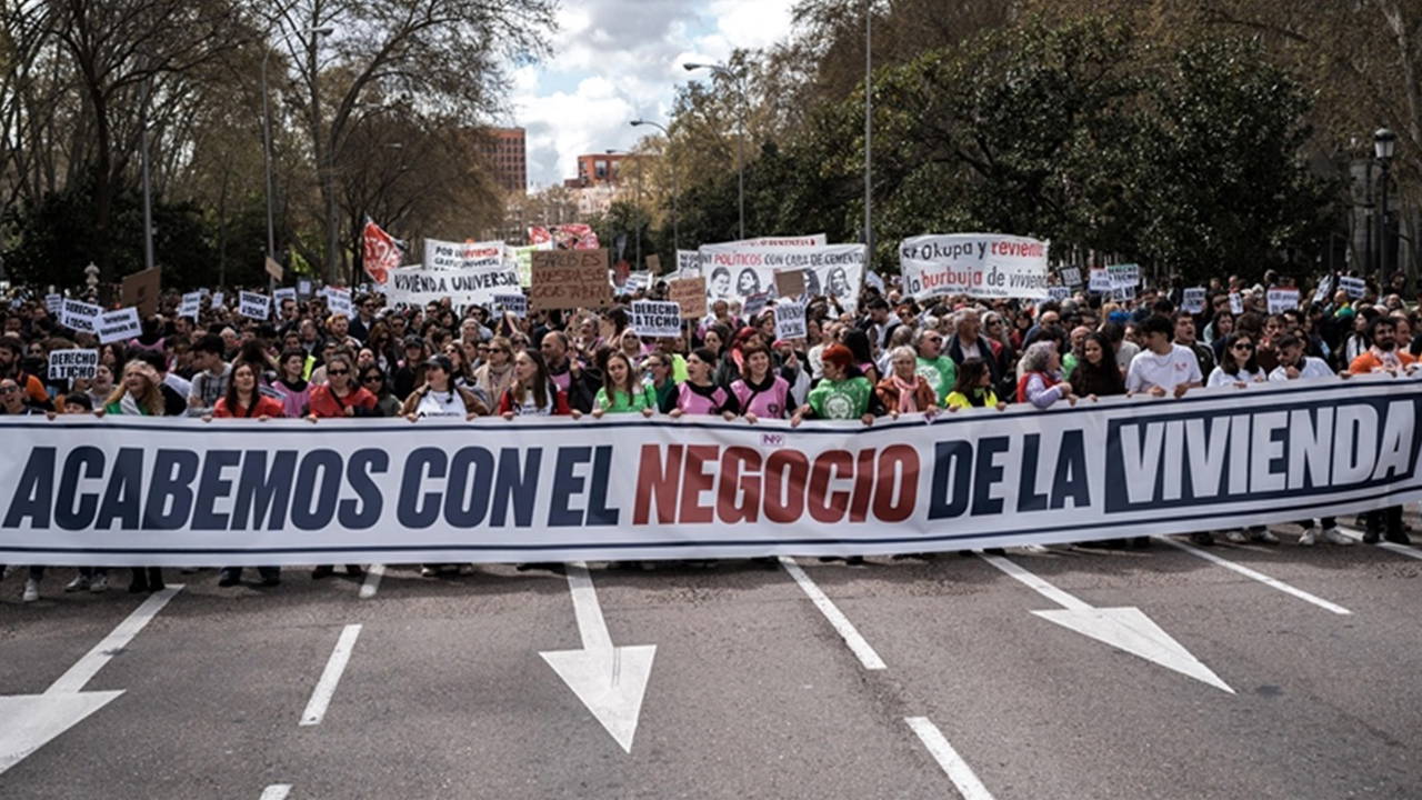İspanya'da tarihi grev çağrısı: Kira ödememe eylemleri başlıyor