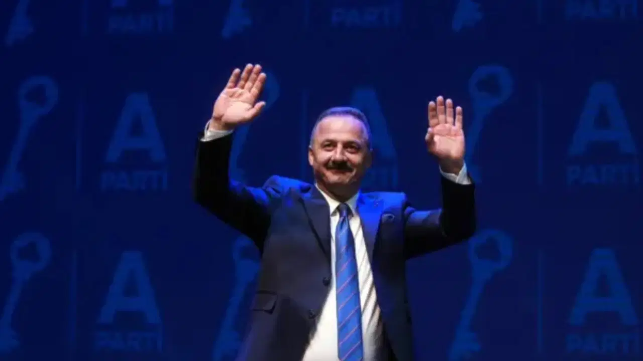 Anahtar Parti’den ittifak açıklaması: ‘Siyasi bir vagon olmak bize yakışmaz’