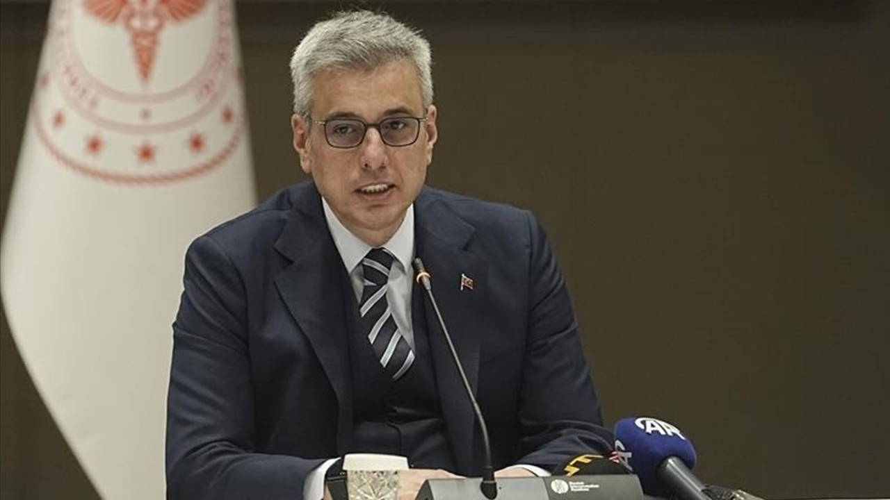 CHP'li Akkuş İlgezdi'den, Bakan Memişoğlu'na 7 soru: 'Mevcut aile sağlığı merkezleri neden arazileriyle birlikte satılmak isteniyor?'