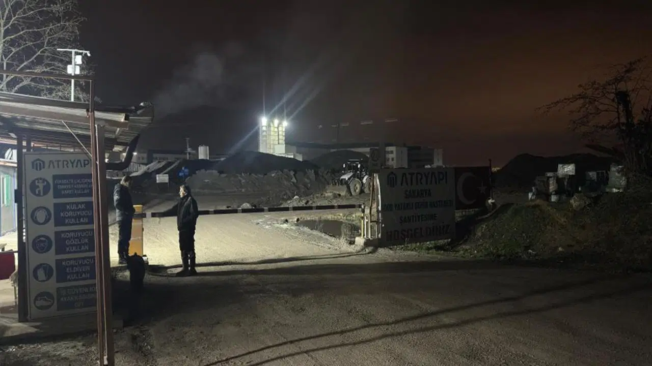 Şehir hastanesi inşaatında iki günde ikinci yangın: 5 işçi yaralandı