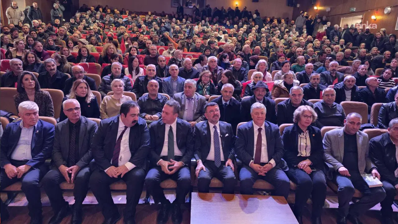 CHP Malatya’da Uğur Mumcu’yu panelle andı... Ali Mahir Başarır: Yürütme yargıyı atıyorsa o ülkede faşizm vardır
