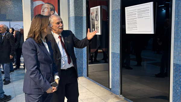 ‘Anadolu’yu Aydınlatan Alaz: Fotoğraflarla 21 Köy Enstitüsü’ sergisi açıldı