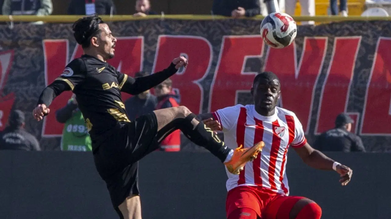 Çorum FK 10 kişi kalan Boluspor'u son dakikada devirdi!