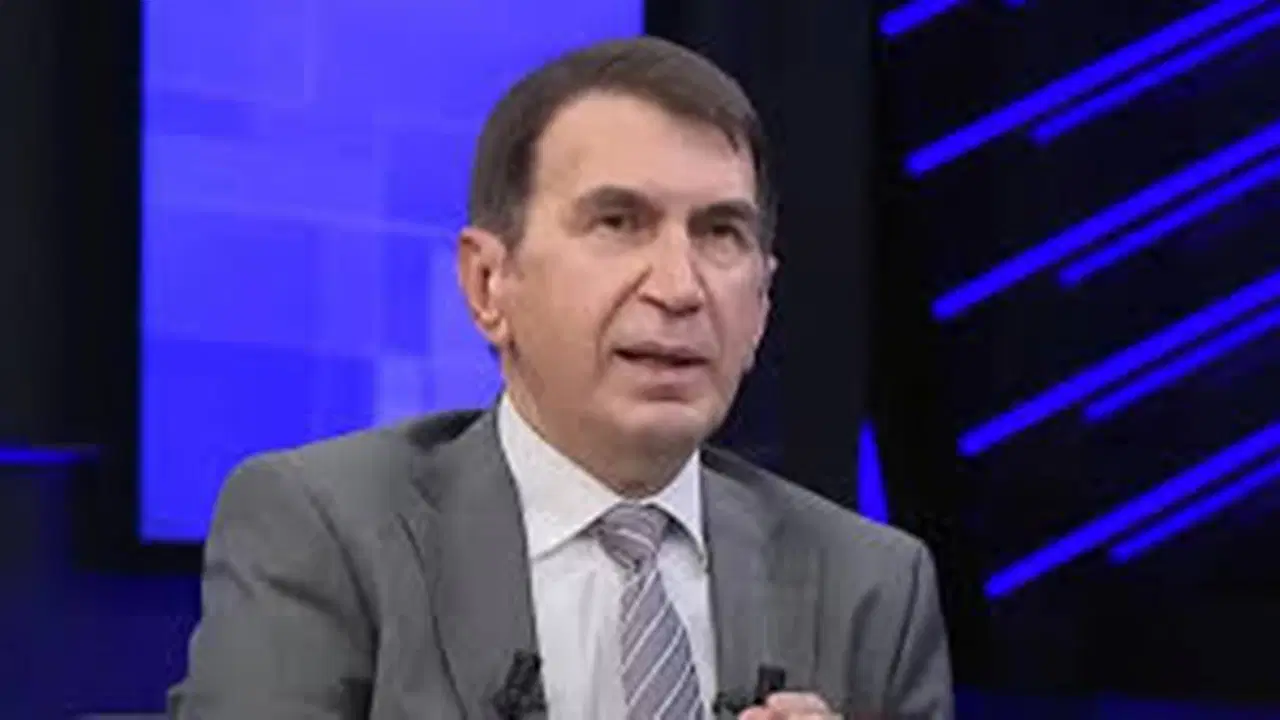 İktidara yakın gazeteci Bahçeli'yi 'eleştirdi': Yanıt MHP'nin sosyal medya sorumlusundan geldi