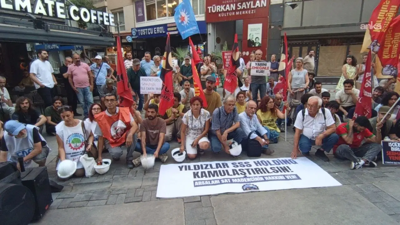 İzmir'den Ankara'daki madenciler için destek eylemi
