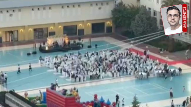 Kartal Anadolu İmam Hatip'te ilahili sünnet düğünü