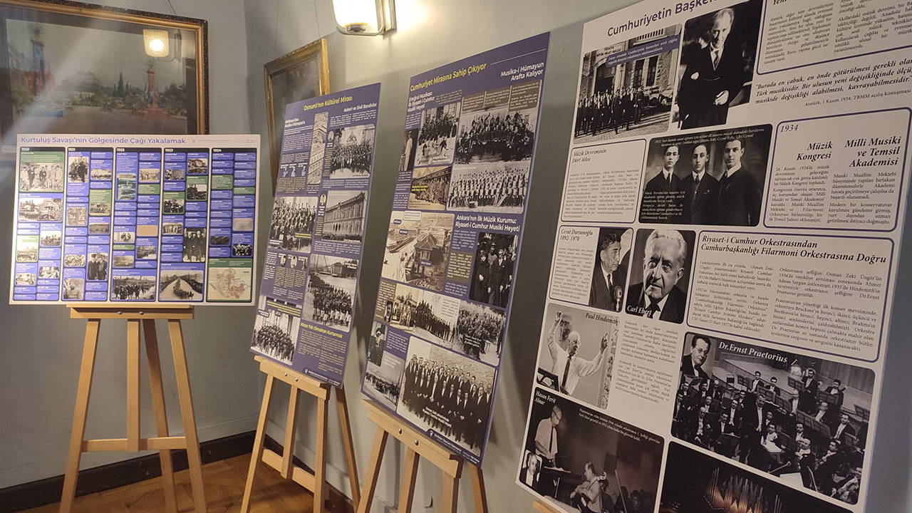 Cumhuriyet’in Müziğe Yolculuğu: 'Mavilim'den Yunus Emre Oratoryosu’na' Sergisi Pembe Köşk’te Açıldı 