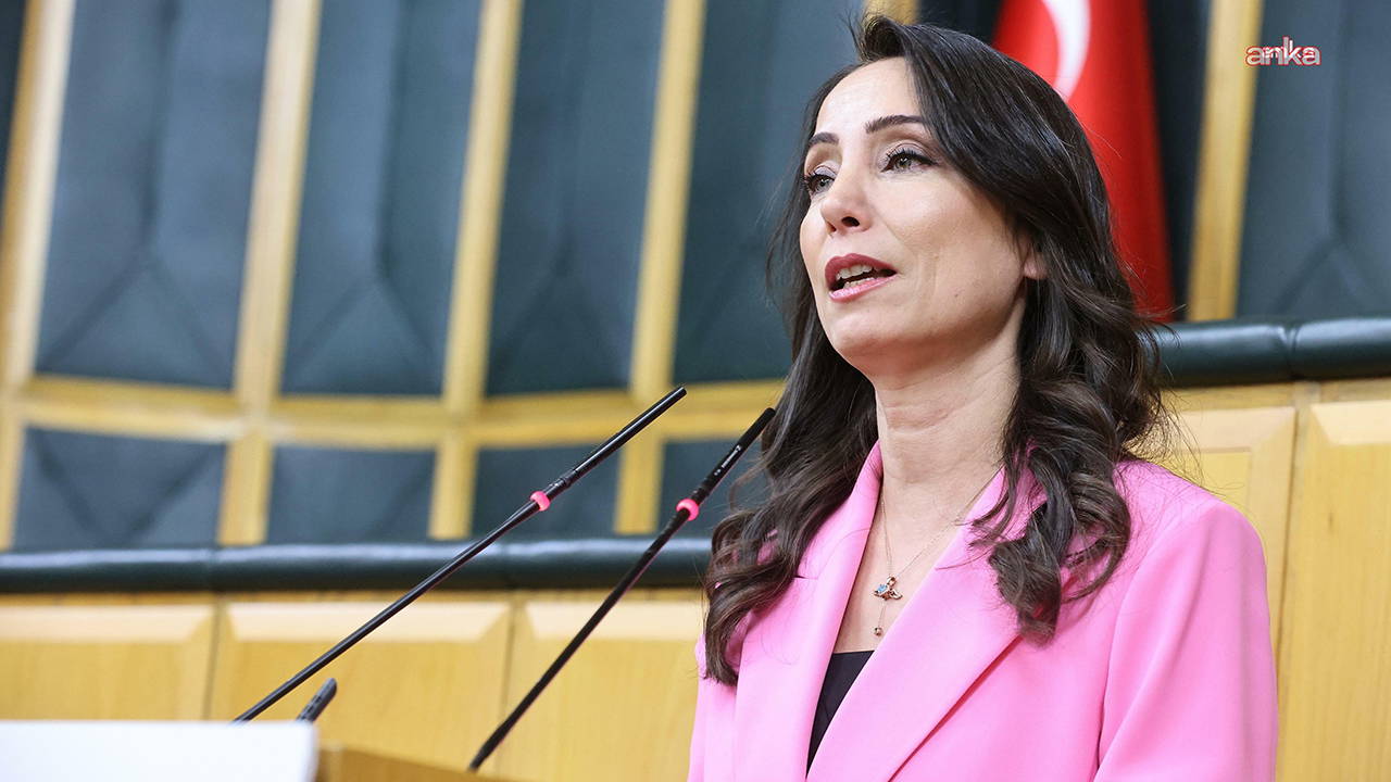 Hatimoğulları'ndan 'Mahsa Amini' paylaşımı