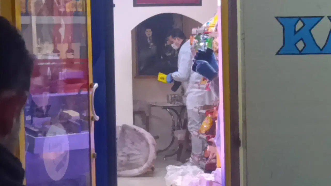 Silahını çıkarıp kurşun yağdırdı