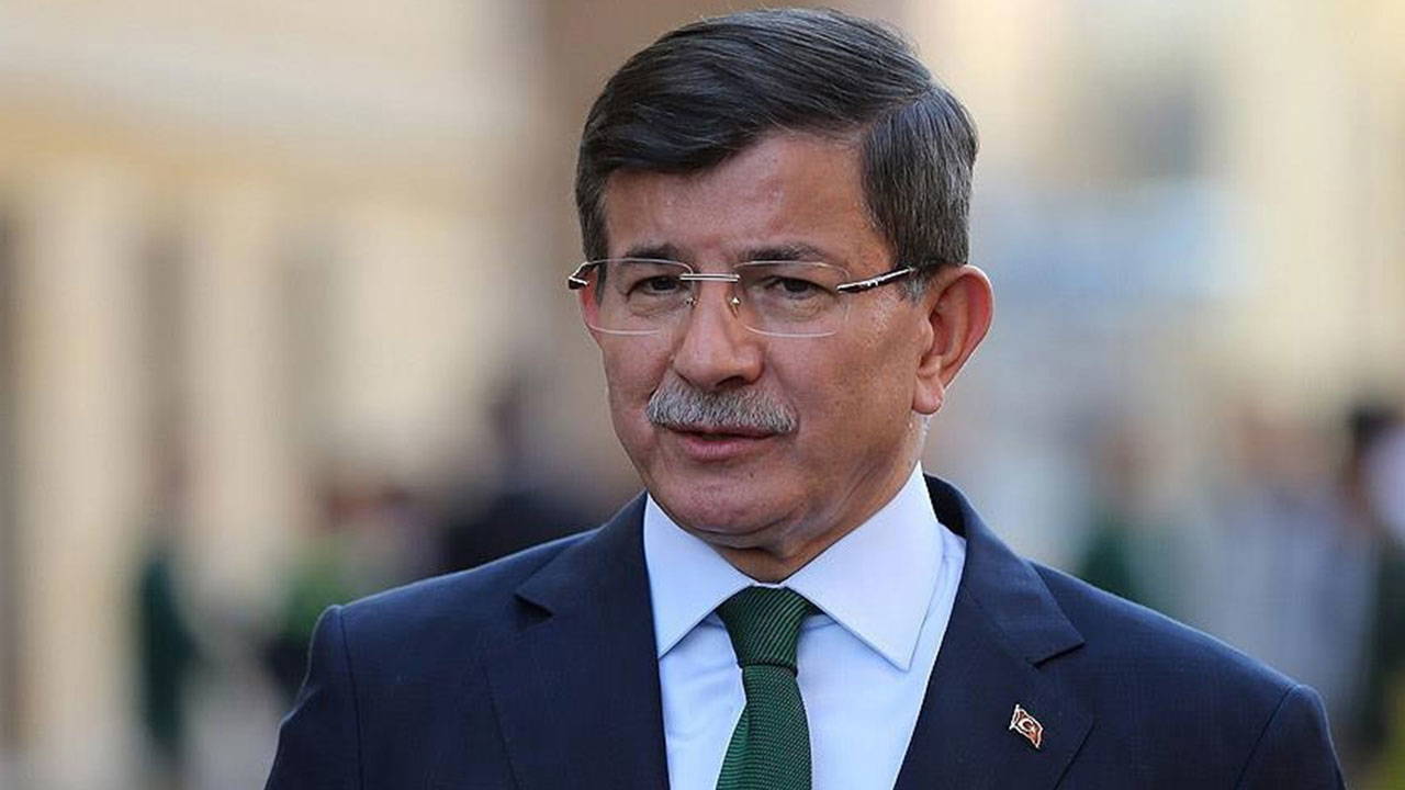 Ahmet Davutoğlu'ndan 'Mossad' ve 'terör' açıklaması: 'İsrail çözüm sürecine karşı harekette bulunabilir'