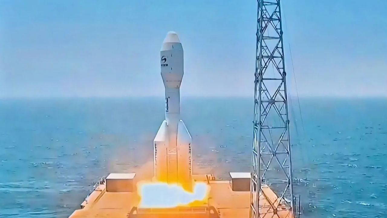 Çin'de "Gravity-1" roketiyle fırlatılan 9 uydu yörüngeye yerleştirildi