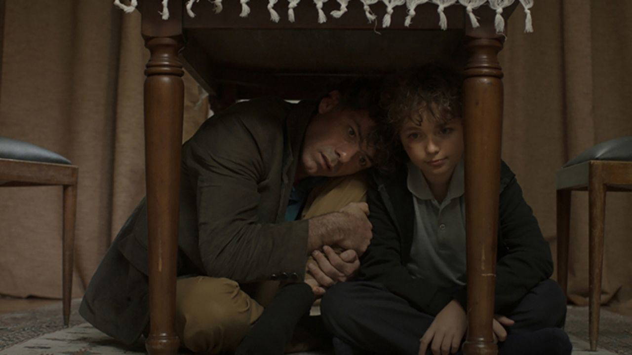 Sadece Farklı filminin konusu ne? Sadece Farklı filminin oyuncuları kim?