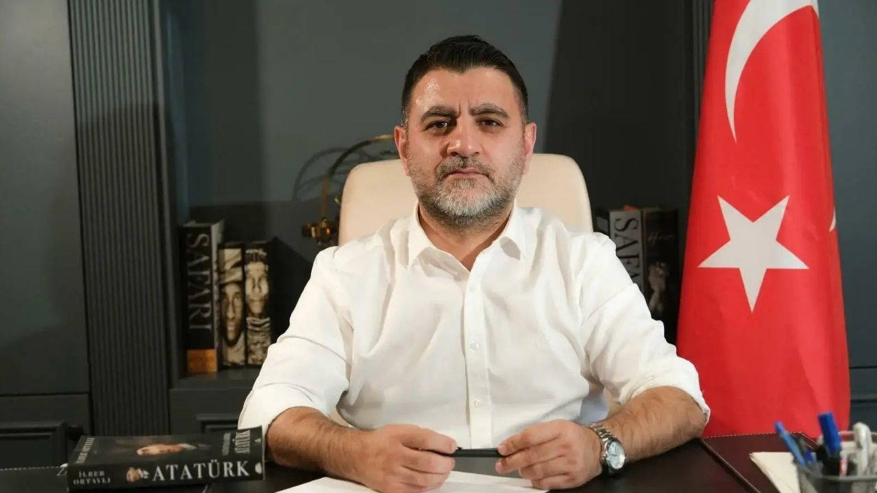 Burçin Şahindur kimdir? Genç Parti Genel Başkanı Burçin Şahi