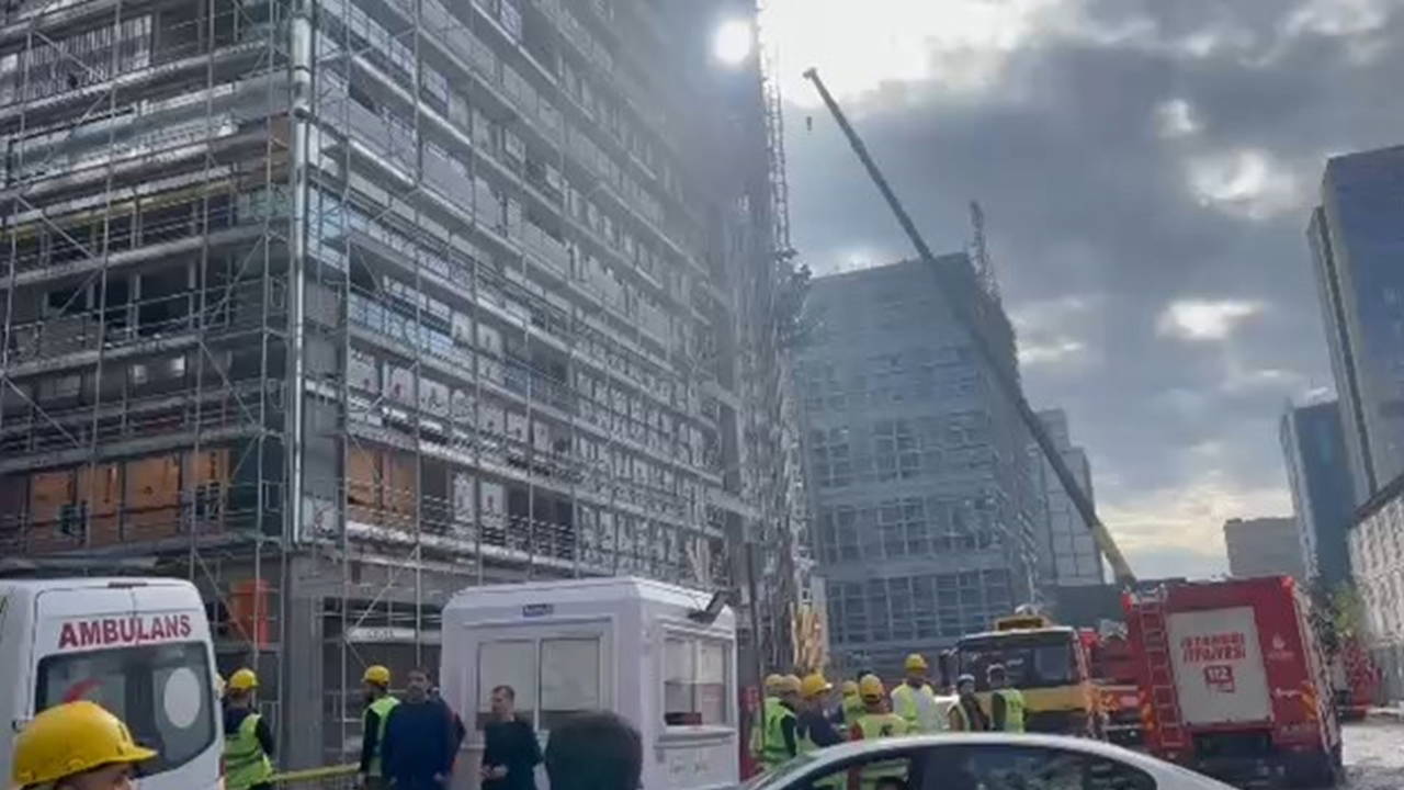 Bahçelievler'de inşaatın yük asansörü düştü: Yaralılar var!