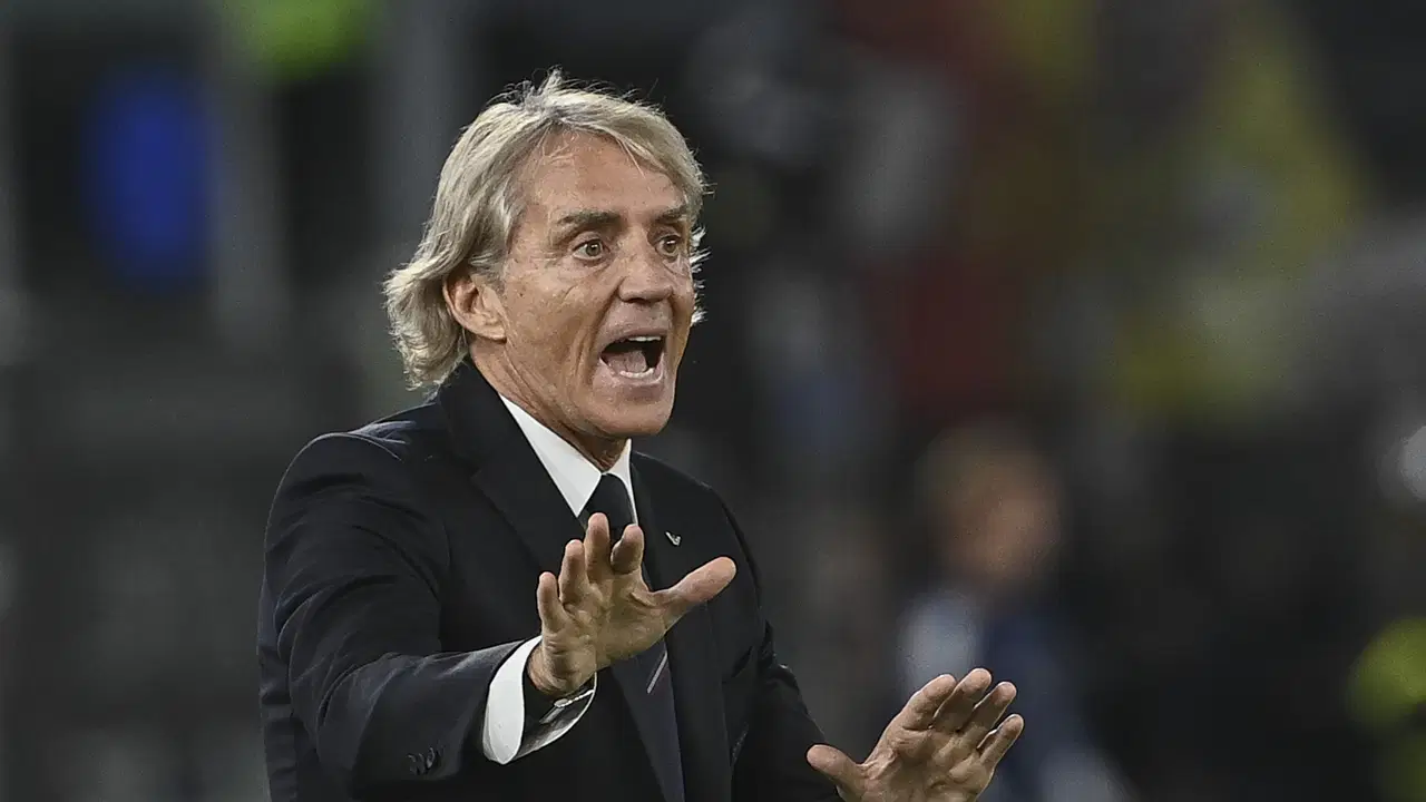 Roberto Mancini'den Türkiye maçı öncesi flaş karar: 10 ismi kadroya almadı