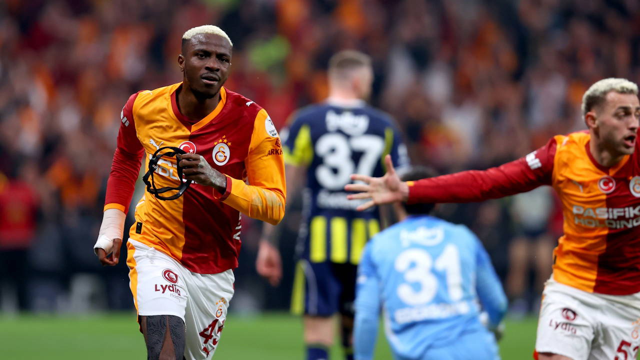 Dev derbide kazanan Galatasaray: Galatasaray 3-0 Fenerbahçe
