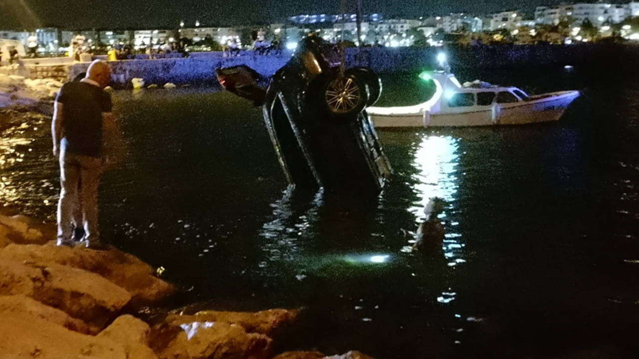 Silivri'de otomobil denize düştü: Son anda kurtuldu!