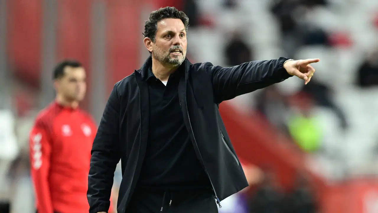 Antalyaspor'da Erol Bulut'tan istifa çağrılarına yanıt!