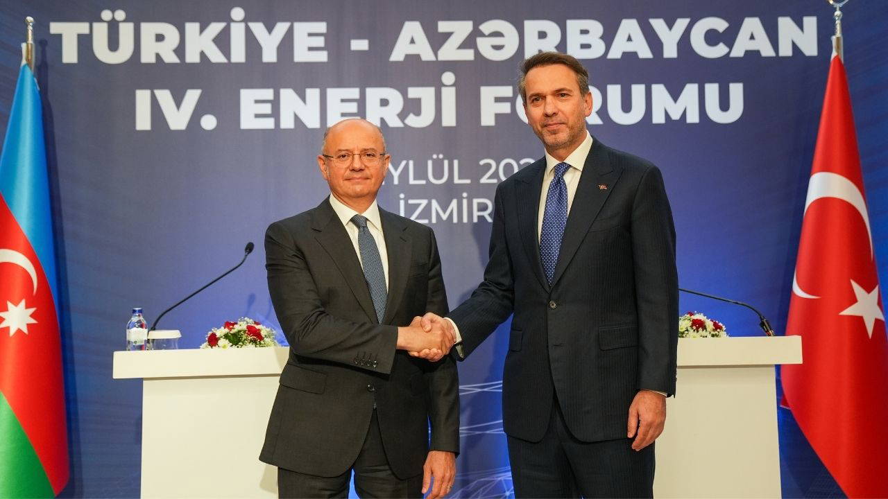 Türkiye-Azerbaycan 4. Enerji Forumu İzmir'de düzenlendi