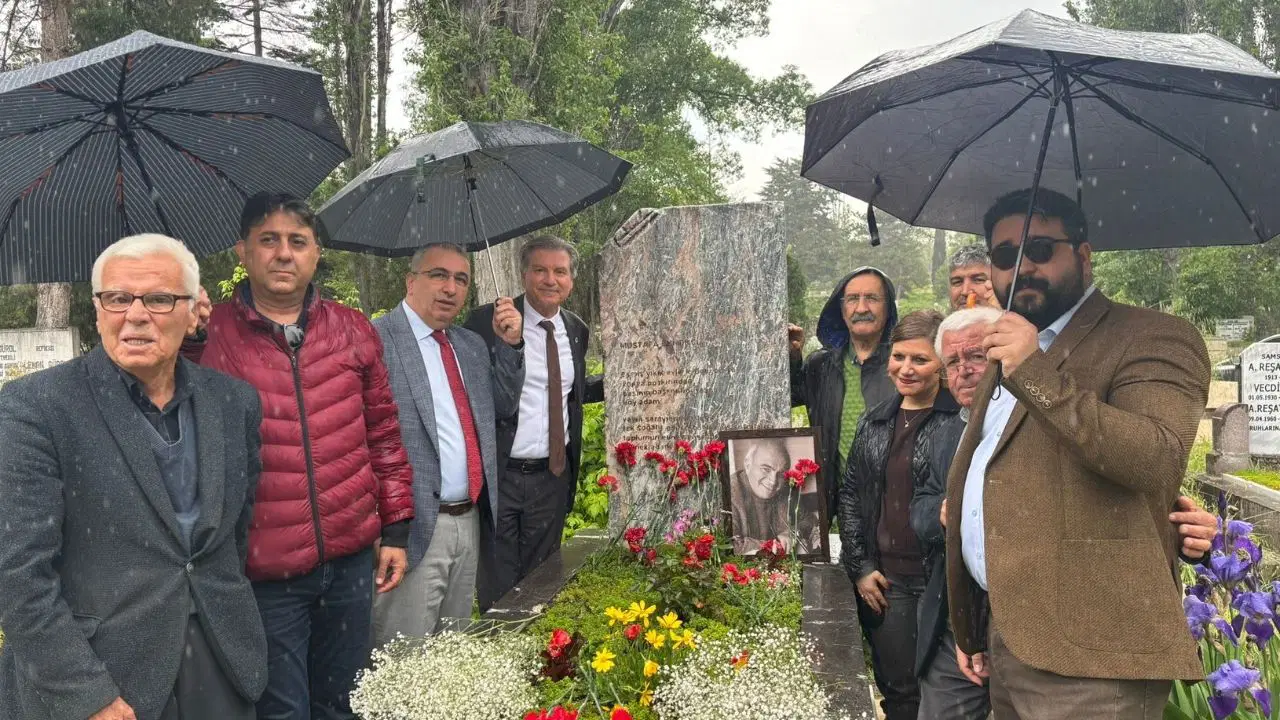 Yazarımız Mustafa Ekmekçi, yitirilişinin 29’uncu yılında anıldı: ‘Özlemlerin ve eylemlerin babası, gazeteciliğin satır arası’