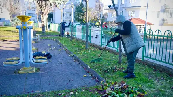 Giresun Belediyesi’nden park ve bahçelerde kış bakımı