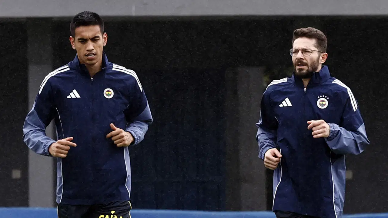 Nice maçı öncesinde sakatlanmıştı: Fenerbahçe'de İrfan Can Eğribayat gelişmesi!