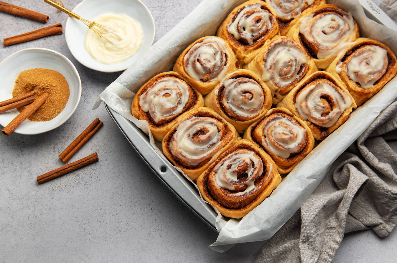 Mis gibi kokusuyla mutfağı saran enfes lezzet: Cinnamon roll tarifi