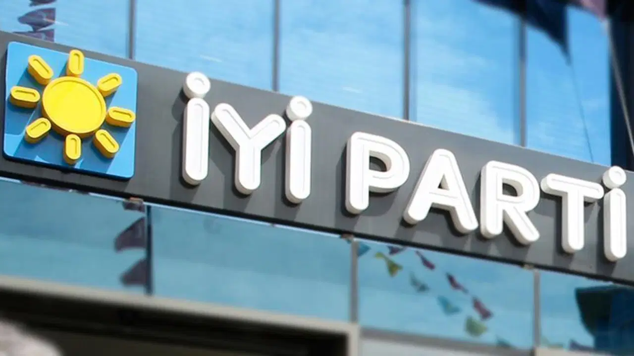 Son dakika... İYİ Partili Belediye Başkanı partisinden istifa etti!