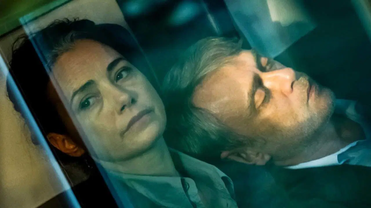 Özgü Namal’dan Berlin’de alkışlanan ‘Türkiye’ çıkışı: O soruyu anında düzeltti!