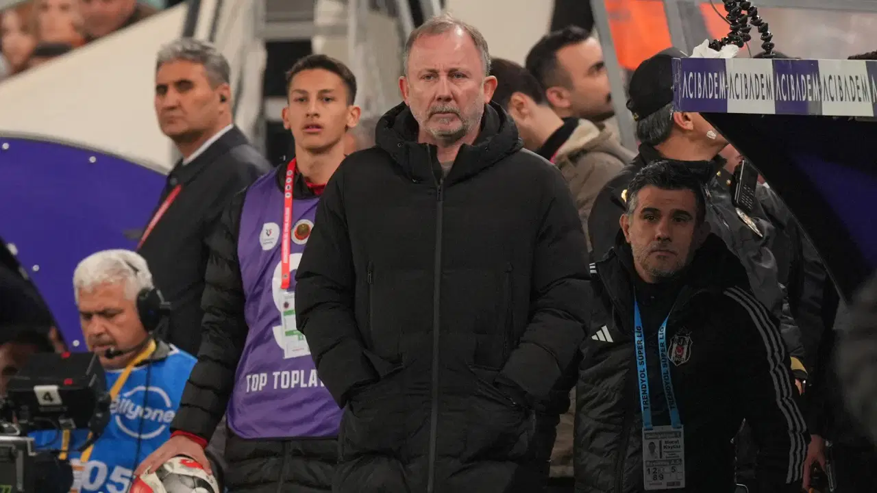 Yardımcısı açıkladı: Beşiktaş'ta Sergen Yalçın gelişmesi!