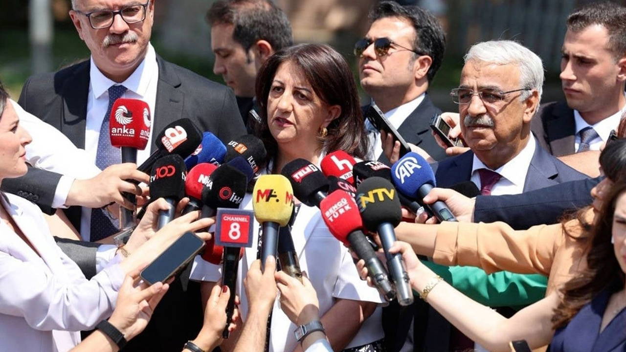 Beklenen görüşme yapıldı: İmralı Heyeti, AKP’li Ala ile görüştü