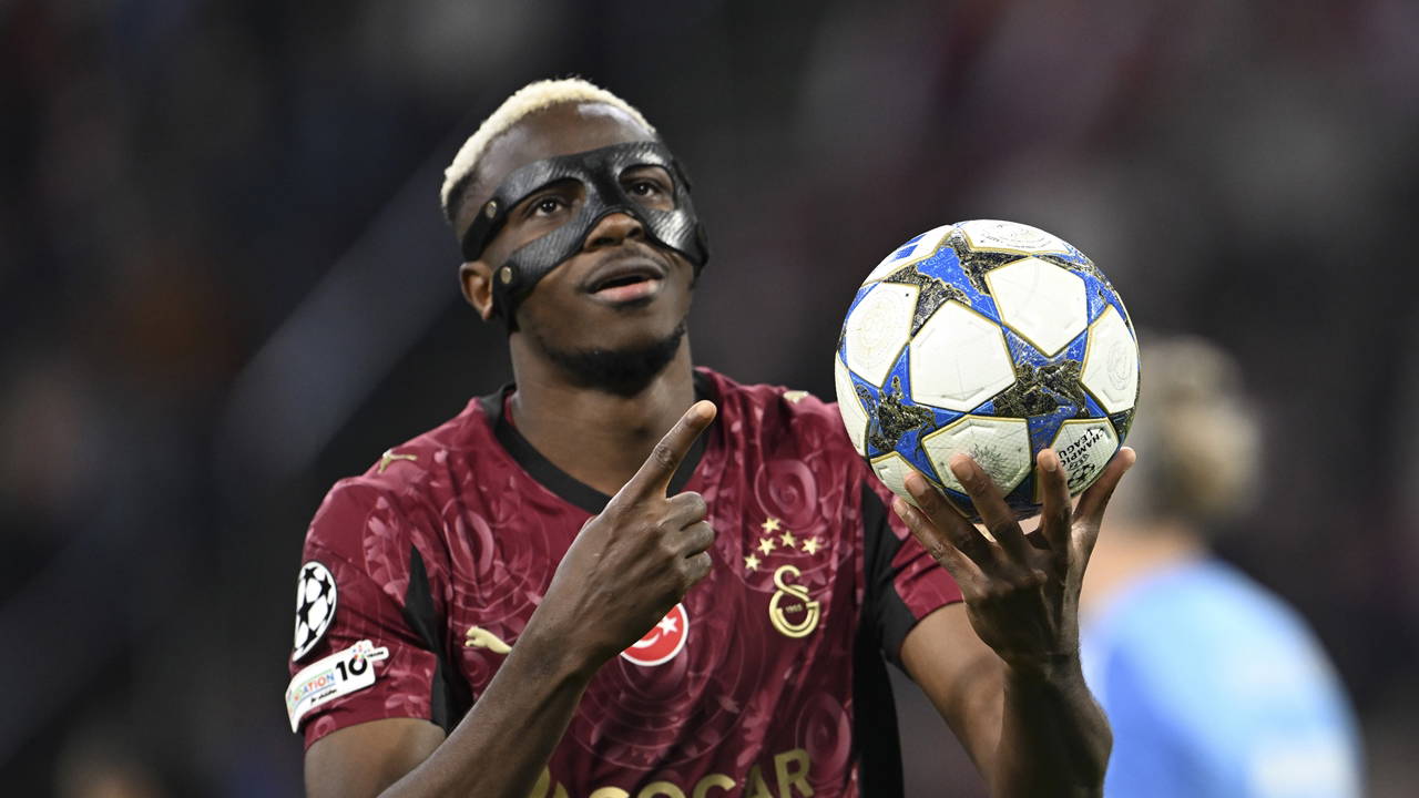 Victor Osimhen, dünya basınında manşetleri süsledi: 'Mbappe ve Haaland'ı devirdi'