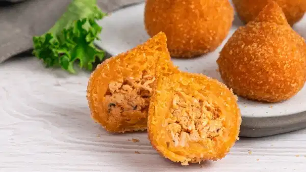 Latin mutfağının geleneksel lezzeti: Coxinha