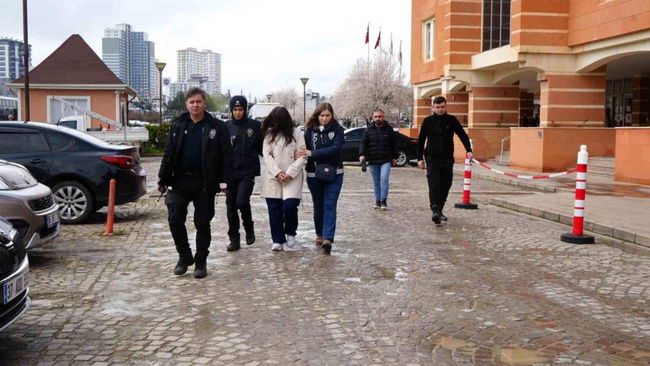 Tuvalette doğurduğu bebeğini çöpe atmıştı: 