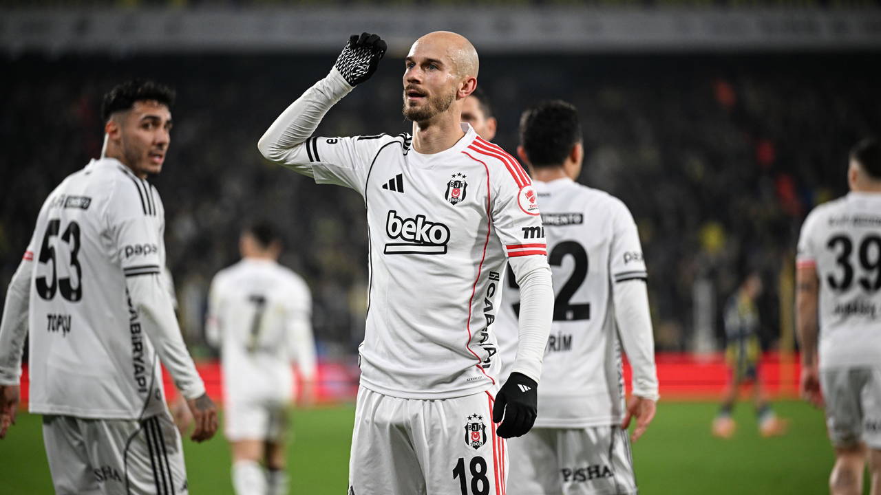 Dev derbide kazanan Beşiktaş: Fenerbahçe 1-2 Beşiktaş