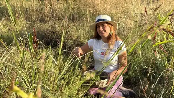 İstanbul'daki kariyerini bırakıp, Bodrum'da tarıma başladı: Kapıdan sepetini alan tarlaya koşuyor