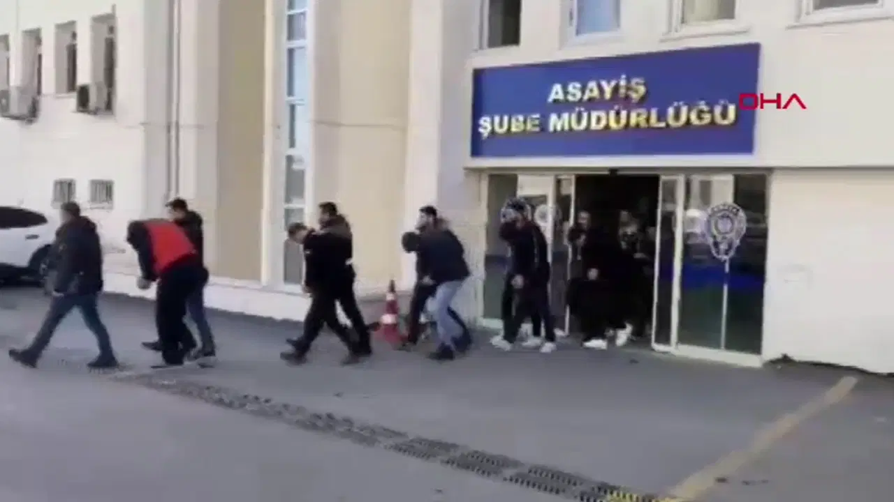 'Polis' ve 'savcı' yalanıyla dolandırdılar: 25 tutuklama!