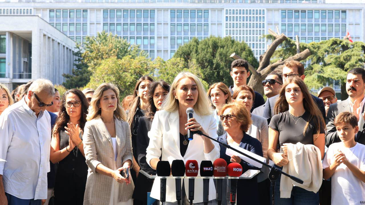 Aile Dayanışma Ağı, 6. buluşmasını gerçekleştirdi: 'Demokrasimize indirilen ağır bir darbe'