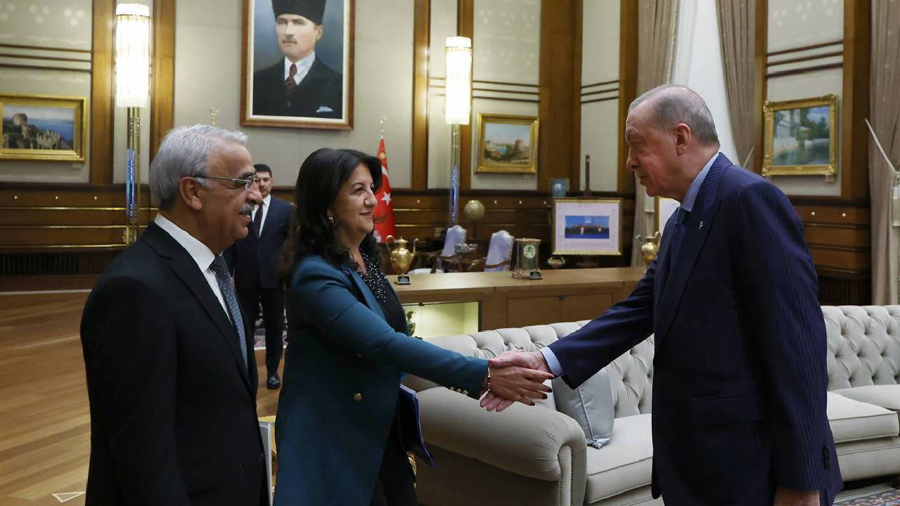 Cumhurbaşkanı Erdoğan, DEM Parti İmralı heyeti ile bir araya geldi!