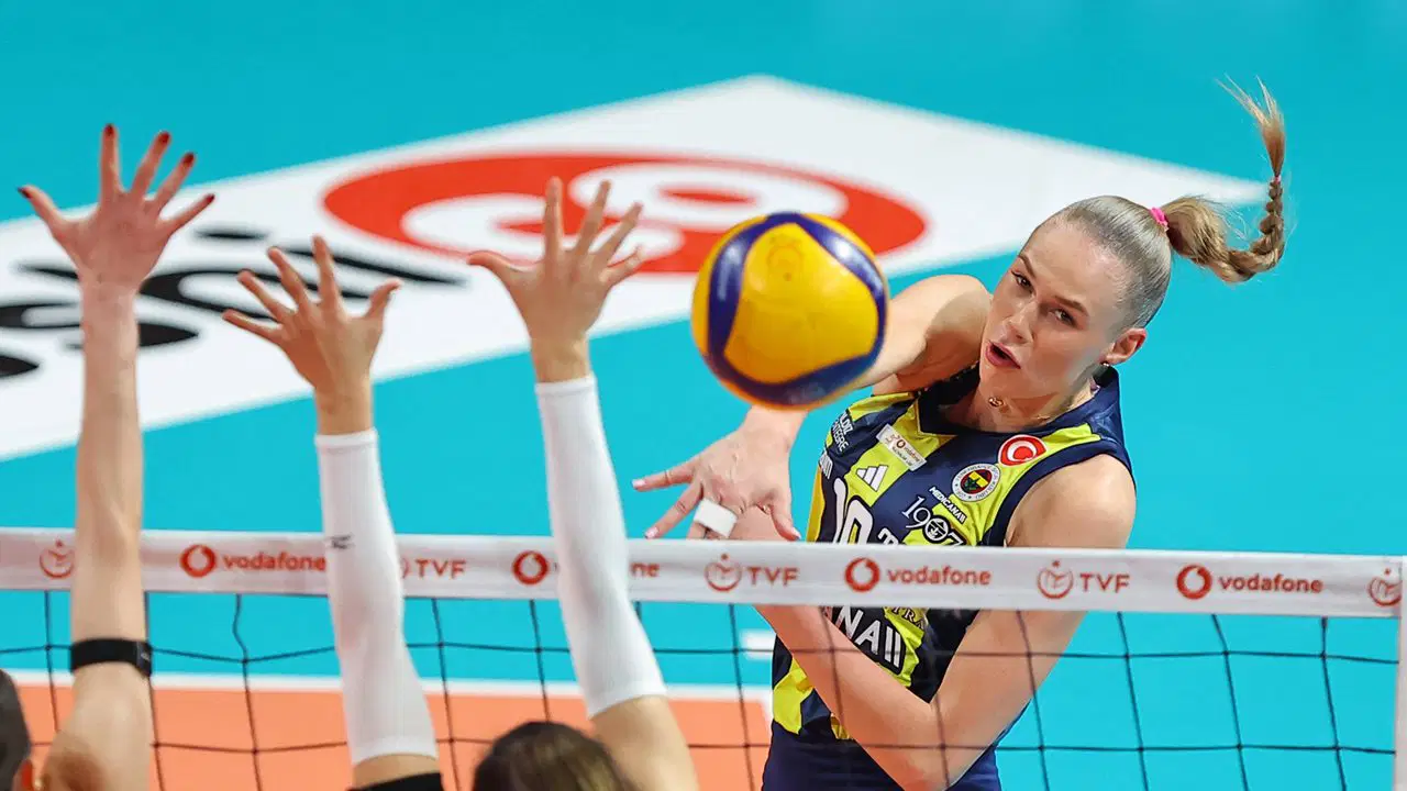 Fenerbahçe Medicana, İlbank'a set vermedi!