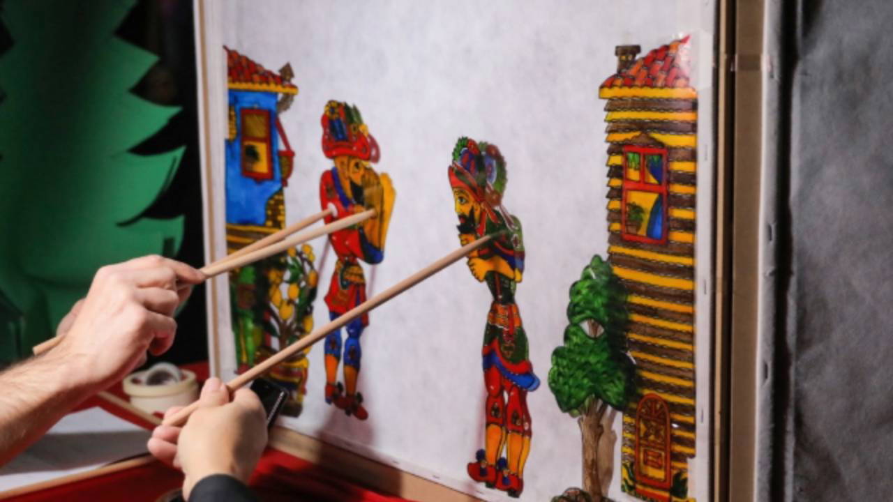 Engelsiz yaşam merkezinde Karagöz ve Hacivat gösterisi