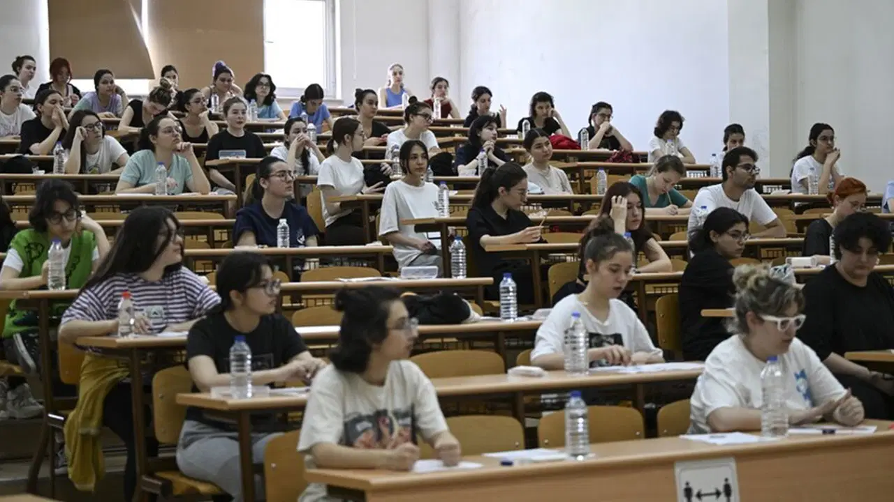 YKS maratonunda nefesler tutuldu